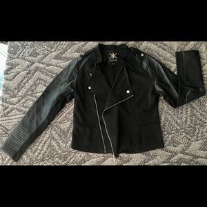Light leather/cloth blazer